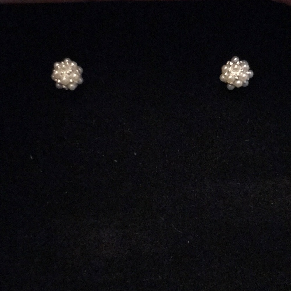 Mini pearl ball earrings